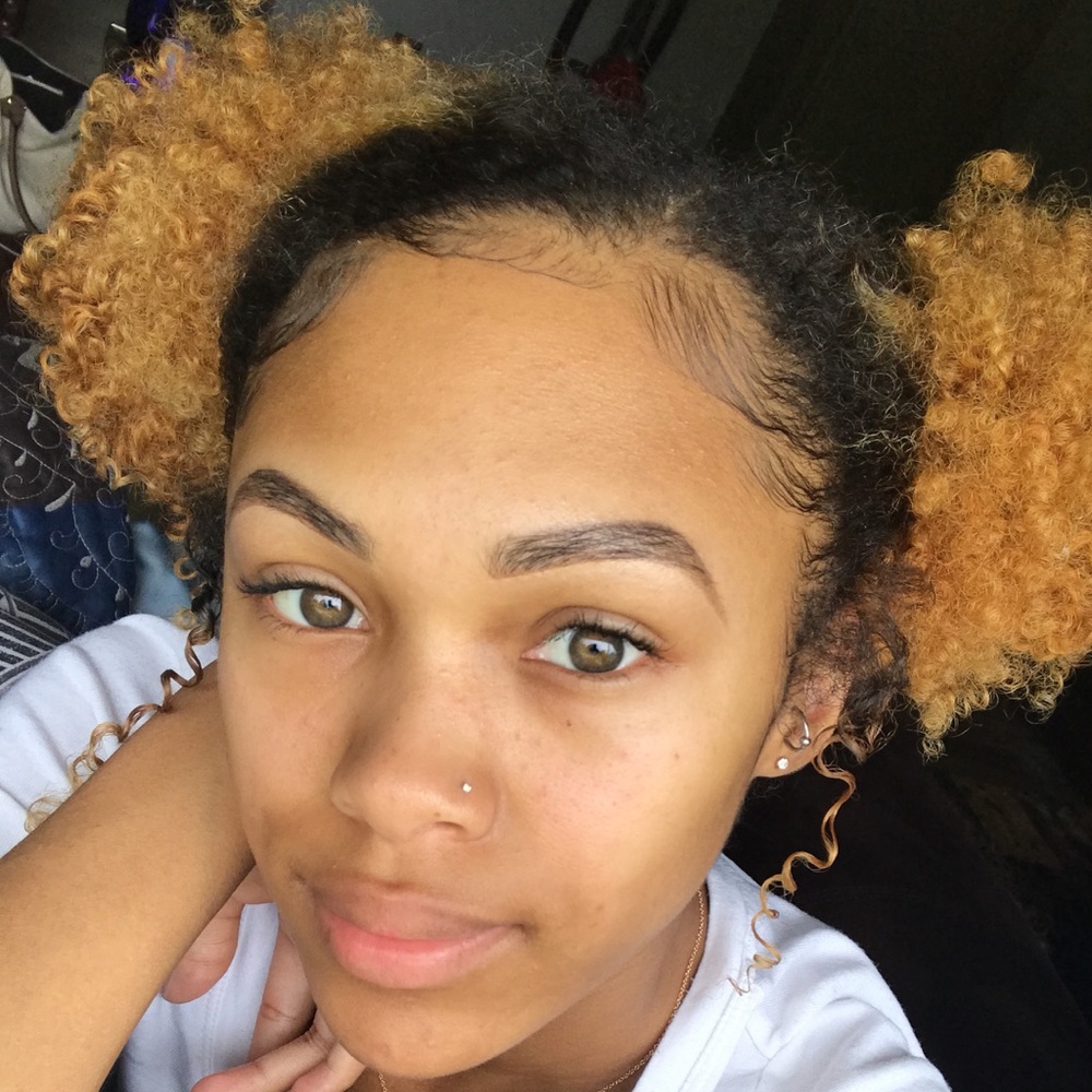 Meet your Posher, Caaliyah